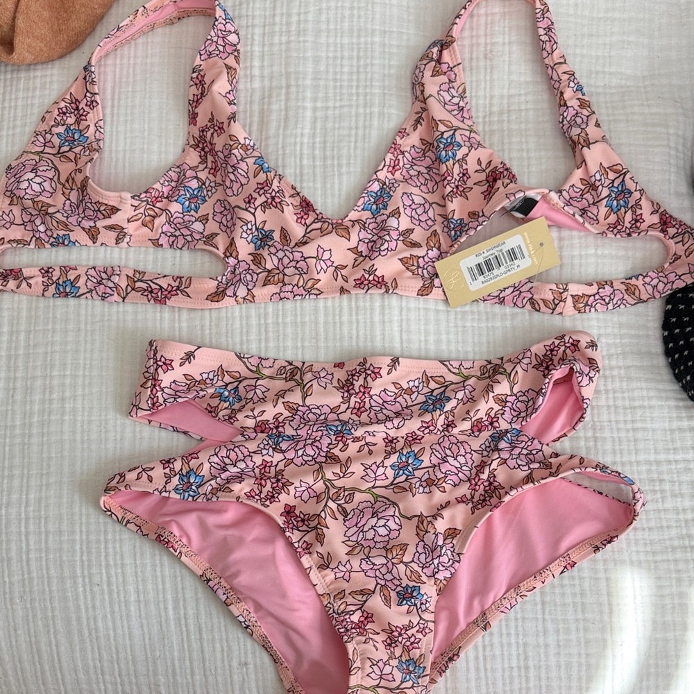 NWT and Hygiene Cover Side Slit Pink Floral Bikini